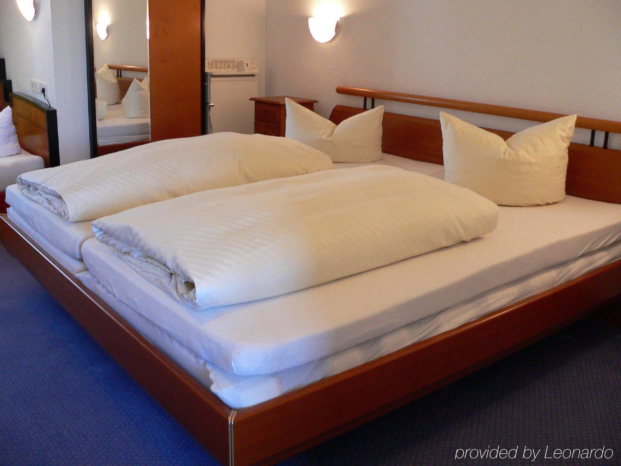 Hotel Garni Arcis Gomaringen Room photo